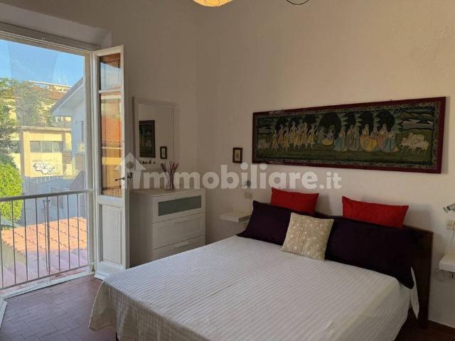 Trilocale via San Francesco 30, Lido di Camaiore, Camaiore