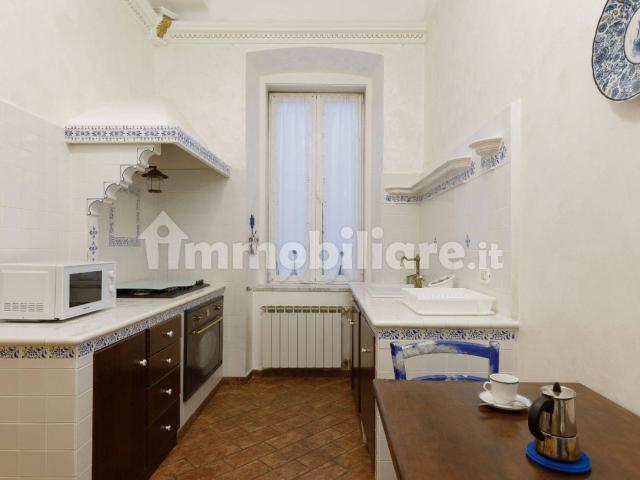 Trilocale via San Giorgio 5, Città Vecchia, Trieste