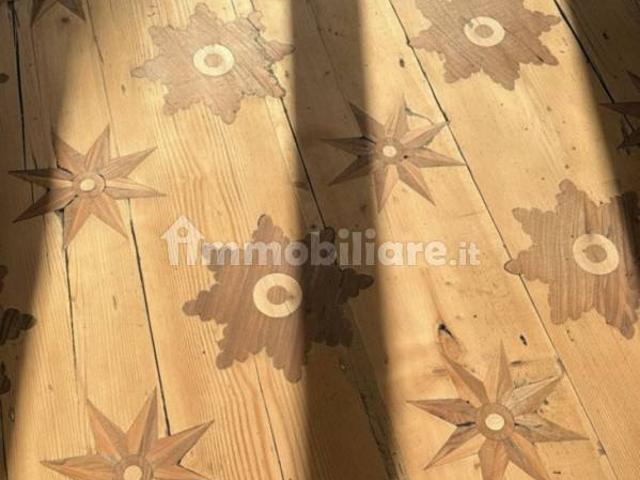Trilocale via San Pietro, Centro Storico, Trento
