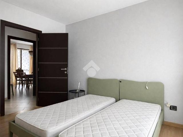 Trilocale via San Rocco 50, Centro, Bra