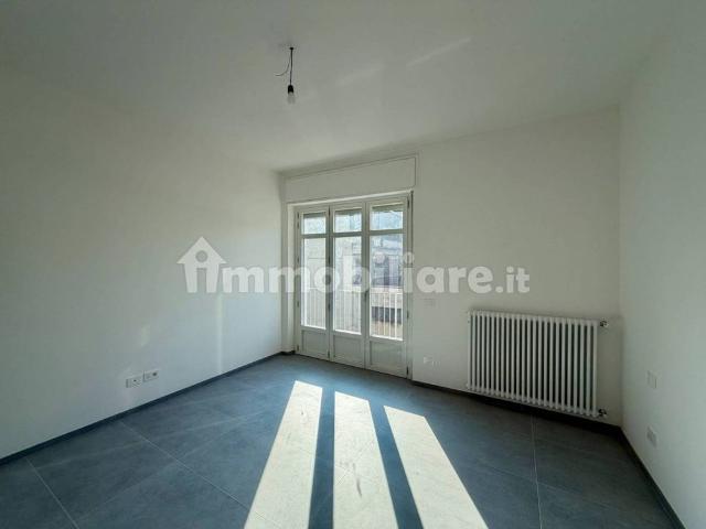 Trilocale via Sannino 10, Corso Langhe, Moretta, Corso Cortemilia, Alba