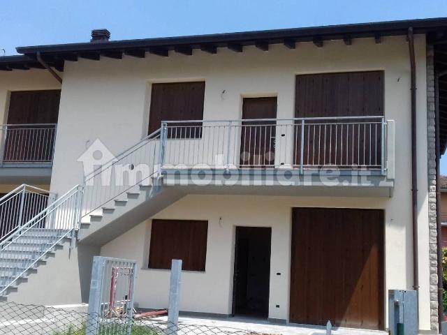 Trilocale via Sandro Pertini 9, Montello