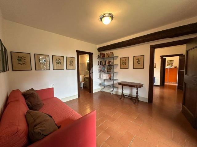Trilocale via santa eufemia 5, Corte Franca