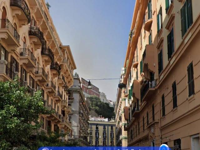 Trilocale via Santa Lucia, Santa Lucia, Napoli
