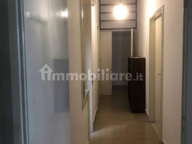 Trilocale via Sant'Agostino 24, Centro Storico, Messina