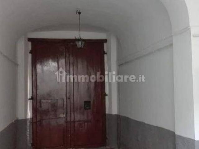 Trilocale via Sant'Agostino 36, Centro Storico Corso Trieste, Caserta