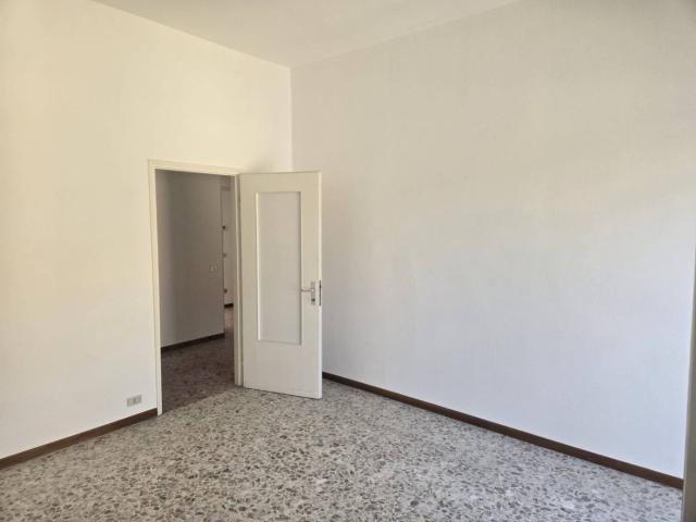 Trilocale via Sante Duzioni 3, Cantù Asnago, Cantù