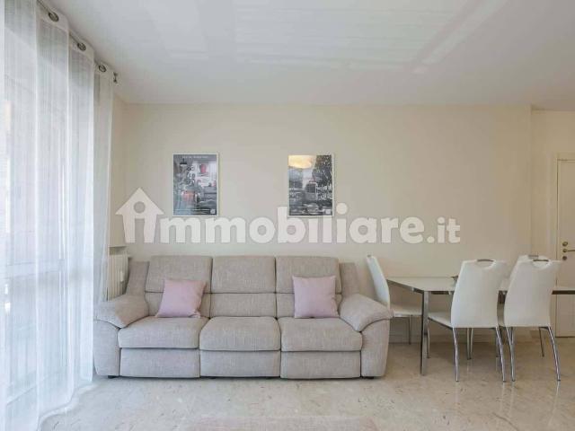 Trilocale via Savona, Giambellino, Milano