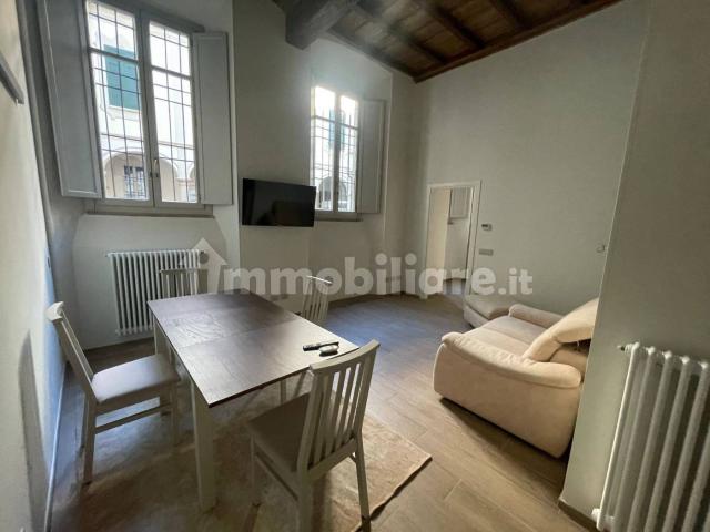 Trilocale via Simone del Pozzo 9, Centro, Vigevano