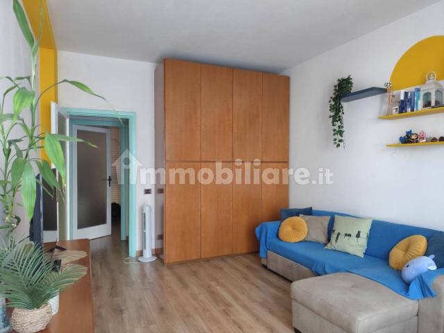 Trilocale via Solferino 10, Saronno
