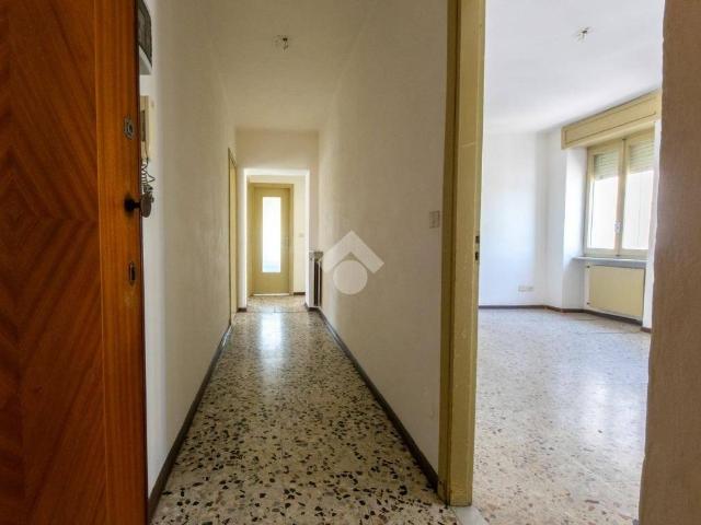 Trilocale via Torino 15, Centro, Casale Monferrato