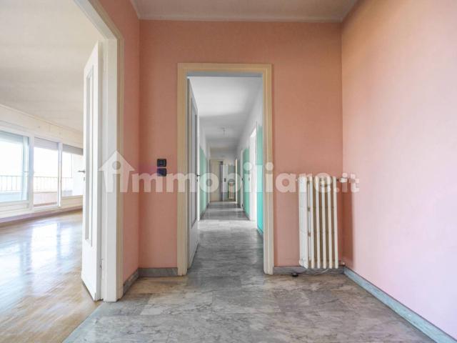 Trilocale via Trento 38, Centro Città, San Paolo, Biella