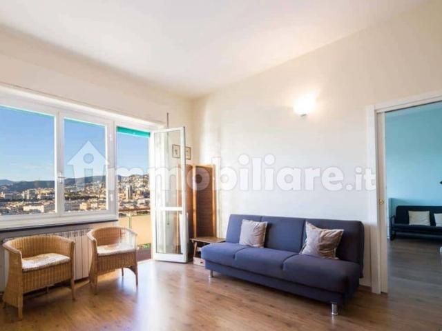 Trilocale via Trento, Albaro, Genova
