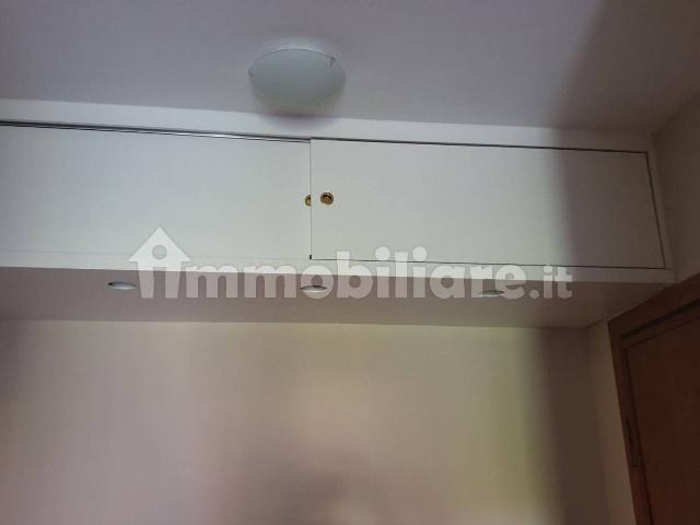 Trilocale via Ugo La Malfa 15, Pomezia Centro, Pomezia