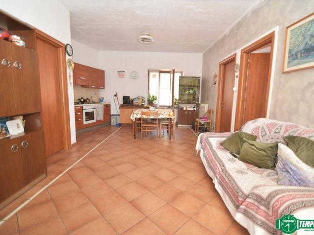 Trilocale via Vanchiglia 17, Centro, Rocca Canavese