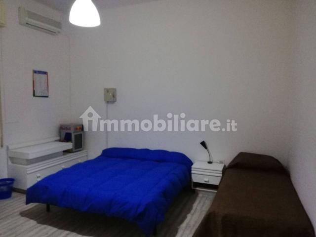 Trilocale via Venezia, Centro, Gela