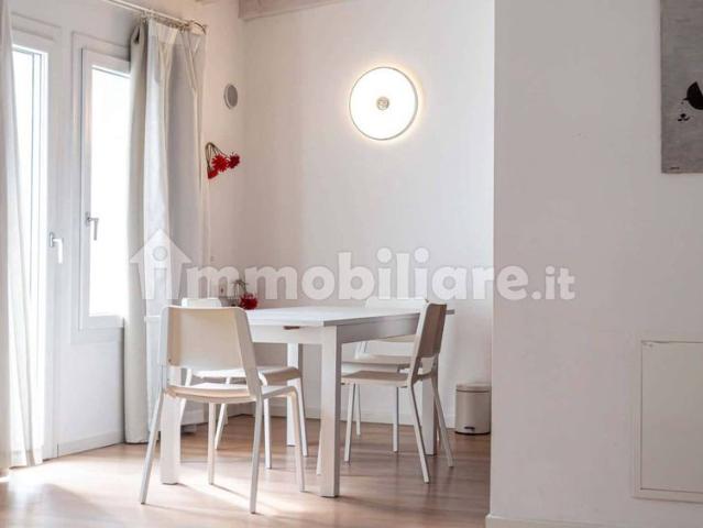 Trilocale via Vesio, Monte Stella, Milano