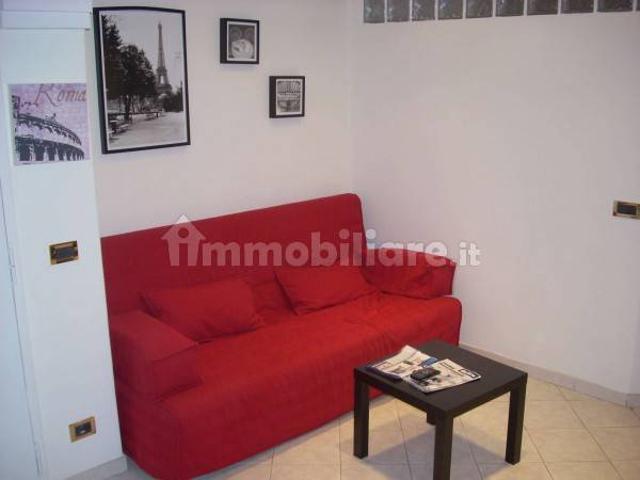 Trilocale via Vestricio Spurinna 147, Quadraro, Roma