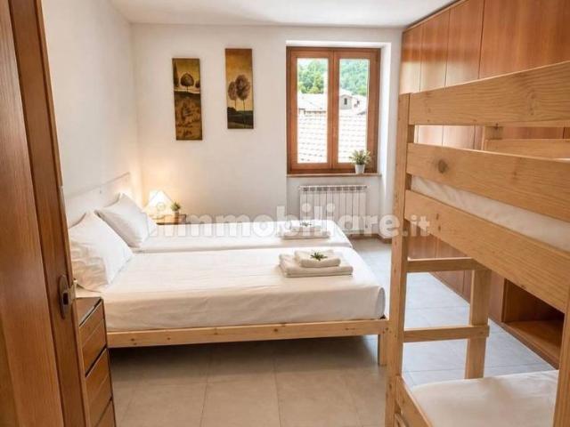 Trilocale via Villa 37, Incudine