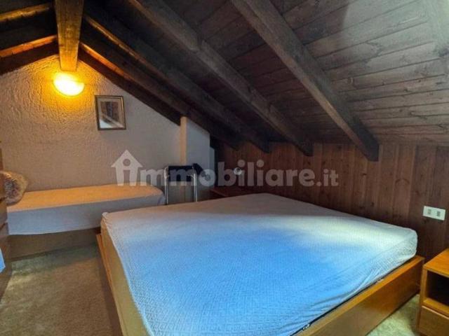 Trilocale via Villaggio dei Pini, Sculazzon, Roana
