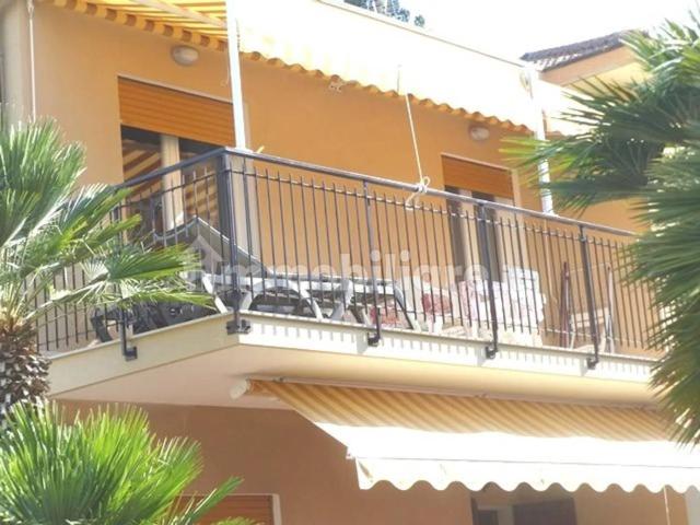 Trilocale via Ville Nuove 11, Centro, Diano Marina