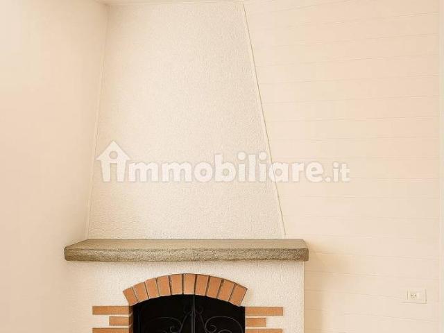 Trilocale via Vittorio Veneto 45, Brinzio