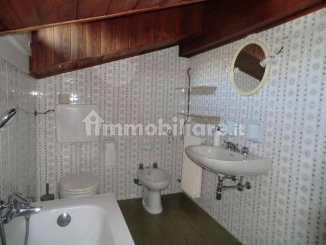 Trilocale via Vittorio Veneto 13, Gravedona, Gravedona ed Uniti