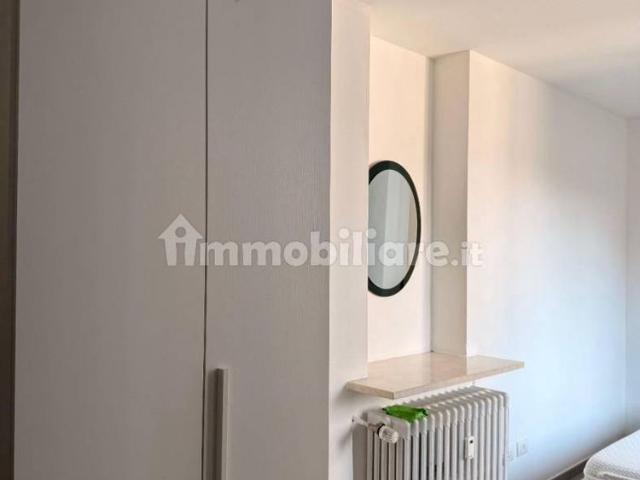 Trilocale via Volturno 32, Centro Storico, Voghera