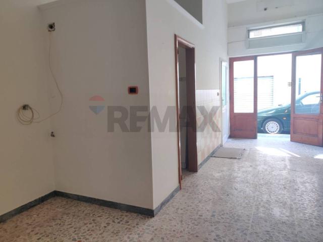 Trilocale via XXIV Maggio 62, Centro, Manfredonia