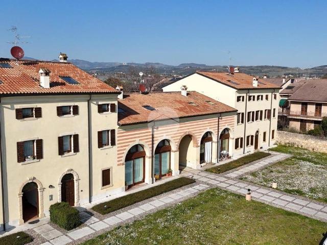 Trilocale via XXIV Maggio 72, Strà Montanara Pieve, Colognola Ai Colli