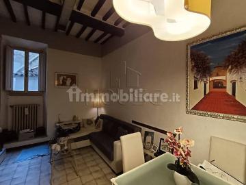 Trilocale via XI settembre 3, Centro, Città di Castello