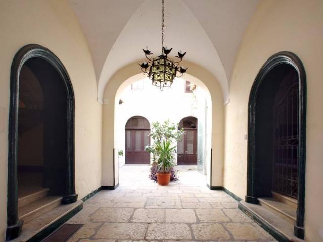 Trilocale via 30 Gennaio 23, Centro, Trapani