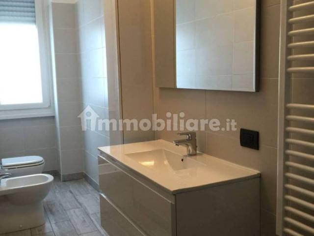 Trilocale viale Carlo Troya 8, Piazza Napoli, Milano