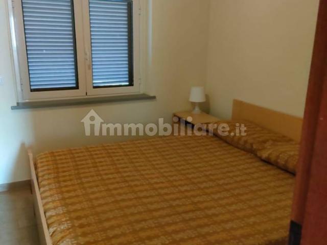 Trilocale viale Cassiodoro, Villaggio Le Roccelle, Borgia