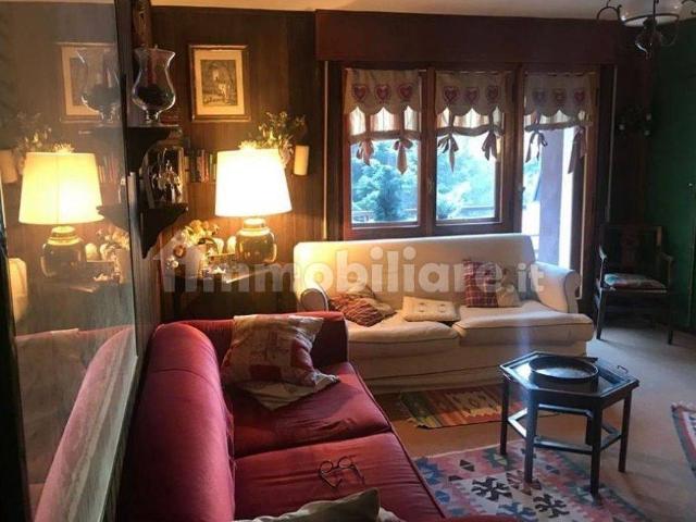 Trilocale viale Genevris 49, Sauze d'Oulx