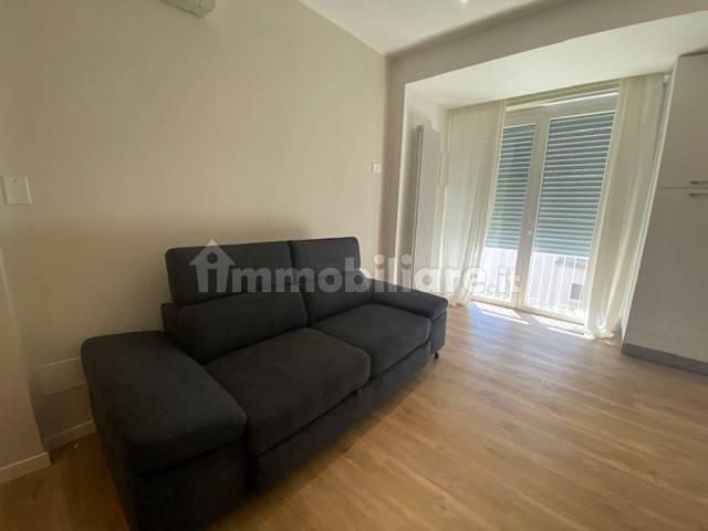 Trilocale viale Giuseppe Parini, Centro, Riccione