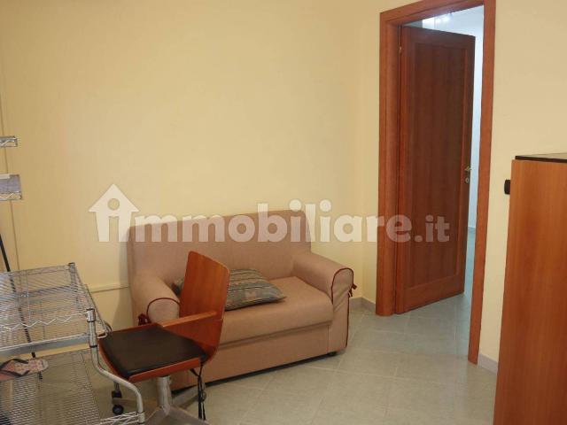 Trilocale viale Giacomo Mancini 136, Mancini, Cosenza