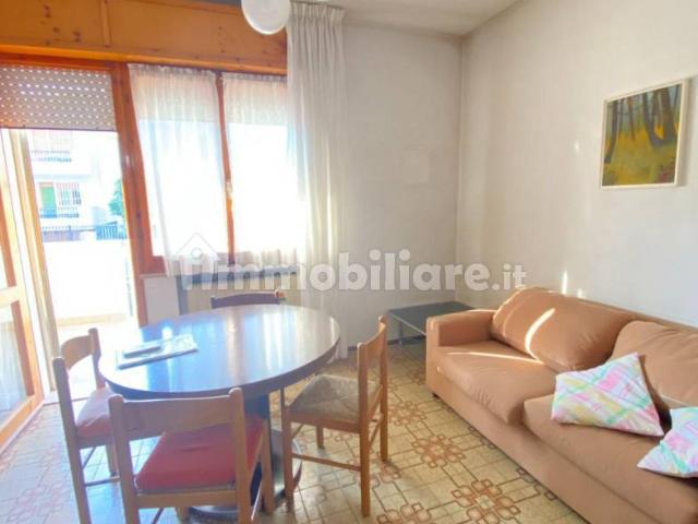 Trilocale viale Gian Lorenzo Bernini, Terme, Riccione
