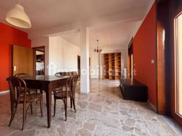 Trilocale viale Gioacchino Rossini 90, Via Merine, Lecce