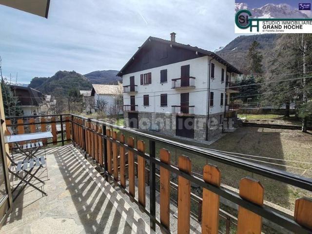 Trilocale viale Grand'Hoche 2, Beaulard, Oulx