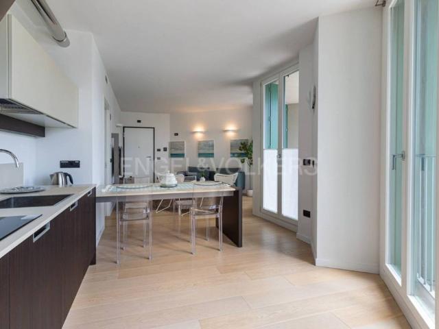 Trilocale viale De Angelis 34, Laveno, Laveno Mombello