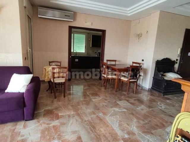 Trilocale viale del Poggio di Capodimonte, Colli Aminei Capodimonte, Napoli
