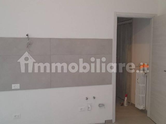 Trilocale viale Karl Marx 1, Centro Storico, Voghera
