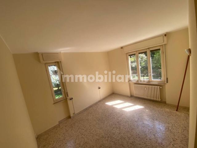 Trilocale viale Lombardia 31, Sciarè, Gallarate