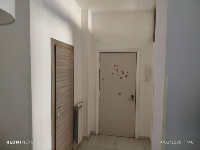 Trilocale viale Letizia 9, Colli Aminei Capodimonte, Napoli