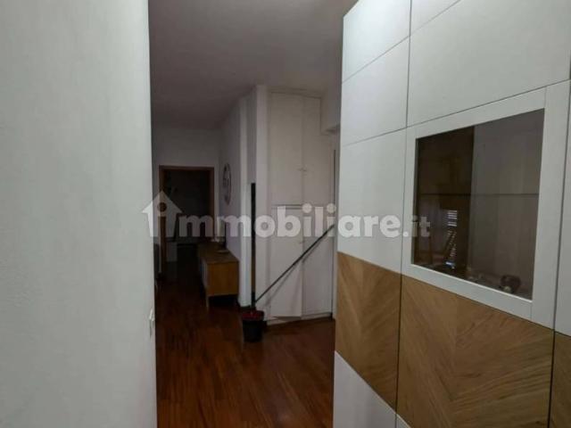 Trilocale viale Lucania, Corvetto, Milano
