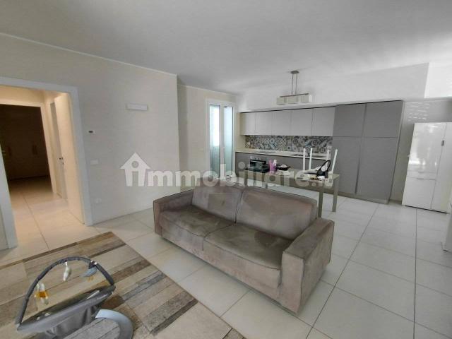 Trilocale viale monfalcone, Porto, Pesaro