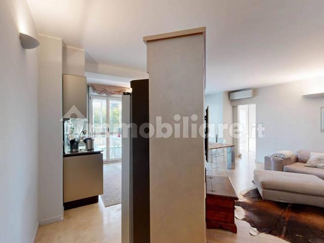 Trilocale viale Milano 69, Madonna in Campagna, Gallarate