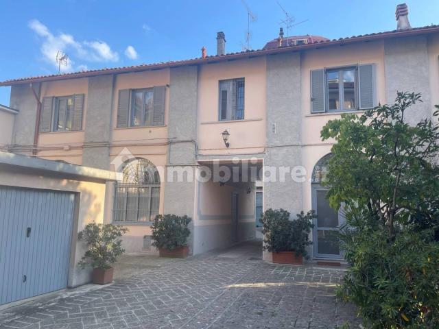 Trilocale viale Sabotino 8, Porta Romana Medaglie d'Oro, Milano