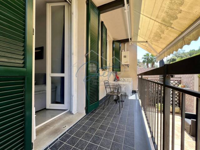 Trilocale viale Roma, 337, Marina di Massa Centro, Massa